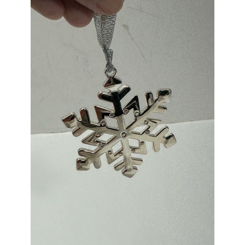 Harvey Lewis Silver Tone Metal And Crystal Snowflake Christmas Ornament Holidays